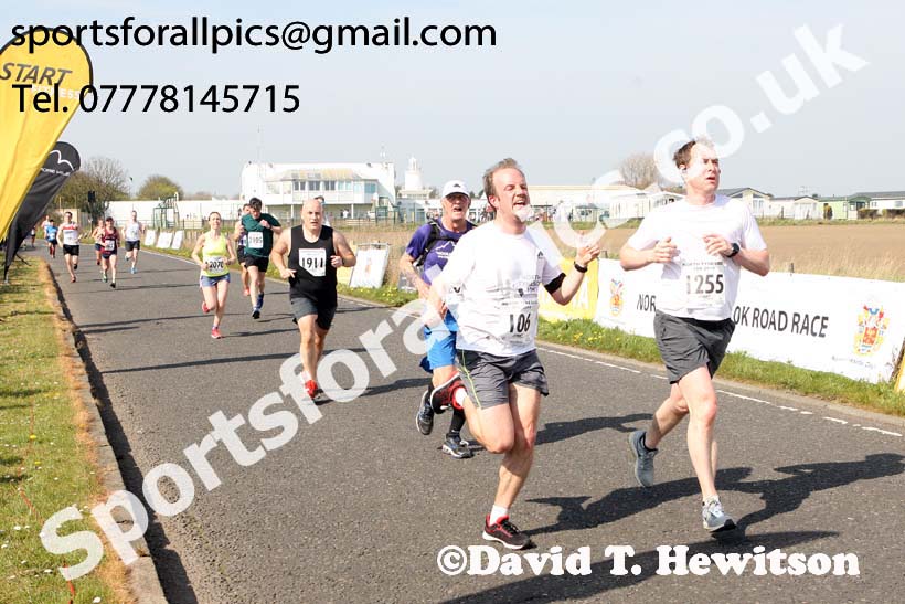 North Tyneside 10k Road Race, Whitley Bay. Photo:  David T. Hewitson/Sports for All Pics
